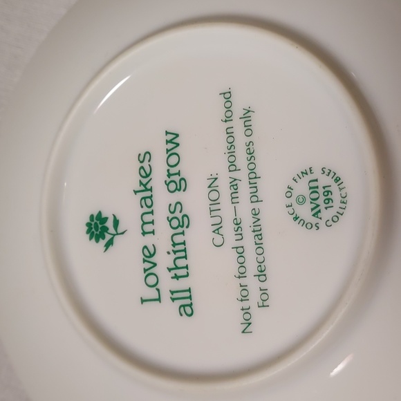 Vintage 1991 Avon Mother's Day Plate in Original Box - Picture 3 of 5